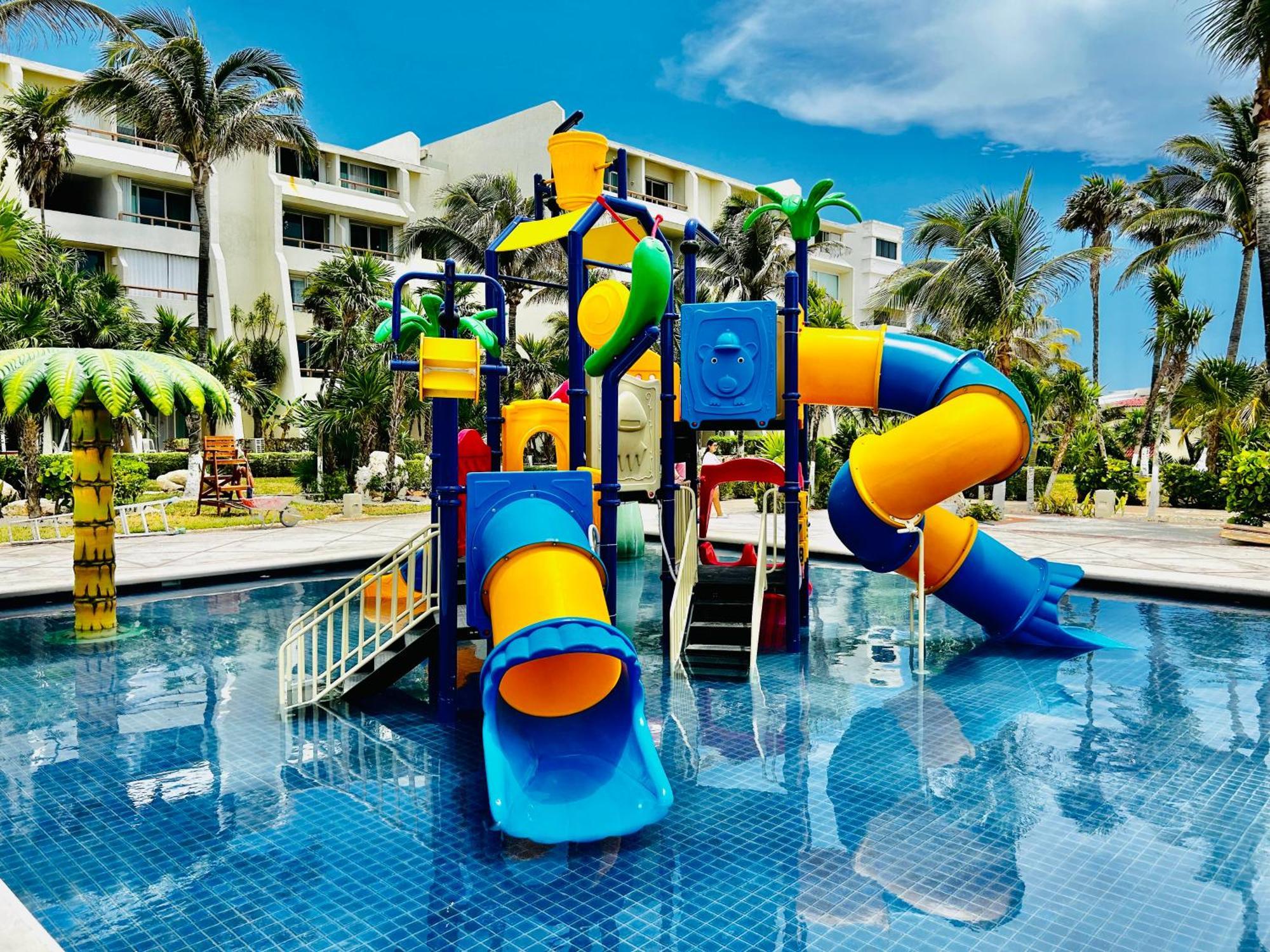 Solymar Condos On The Beach แคนคูน ภายนอก รูปภาพ